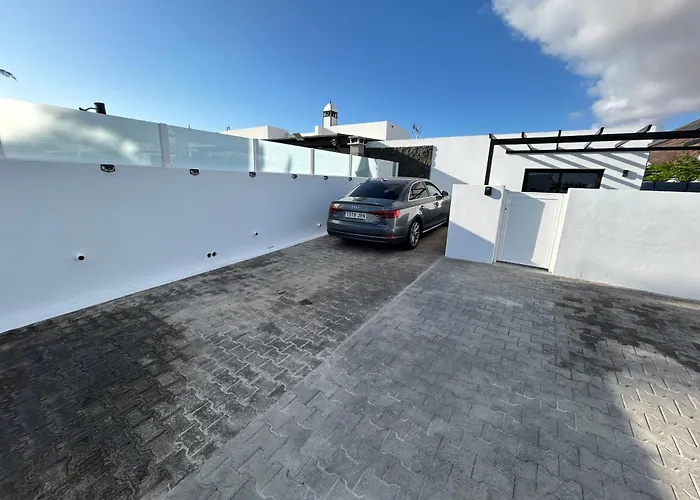 Casa Atilana Luxe Con Piscina Climatizada Privada,aire Acondicionado,terraza Privada E Independiente,wi-fi * 普拉亚布兰卡