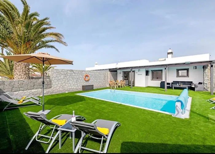 Casa Atilana Luxe Con Piscina Climatizada Privada,aire Acondicionado,terraza Privada E Independiente,wi-fi * 普拉亚布兰卡